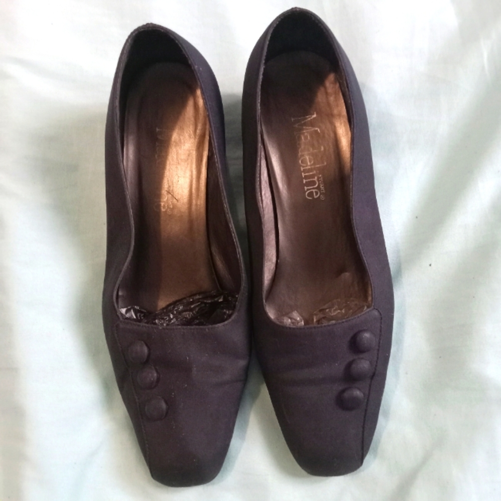 💙🪙 EUC Womens Vintage Madeline Stuart Size 8.5 Navy Blue Wedge Heels